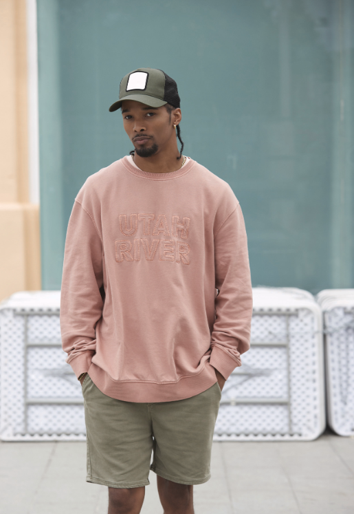 B636 - Casquette trucker 5 panneaux patch carré unisexe (Broderie)
